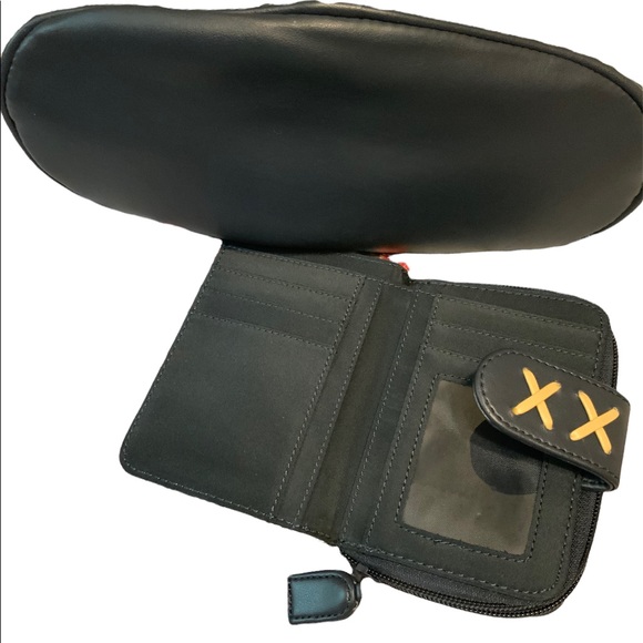 2pc tote set NWOT - Picture 4 of 6